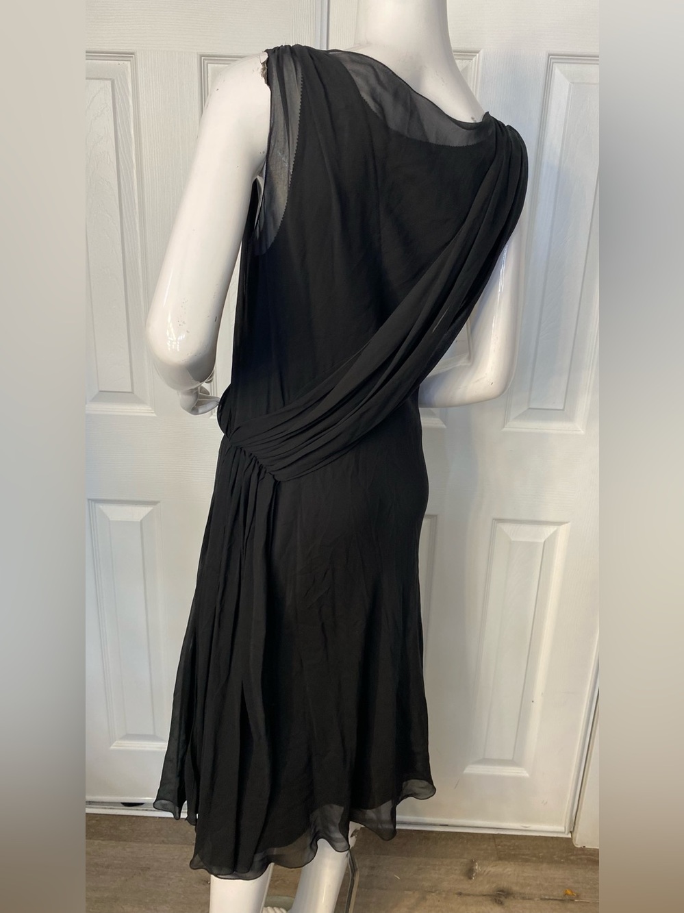 💯Silk Max Studio Black Layered Draped Midi Dress - Picture 4 of 11